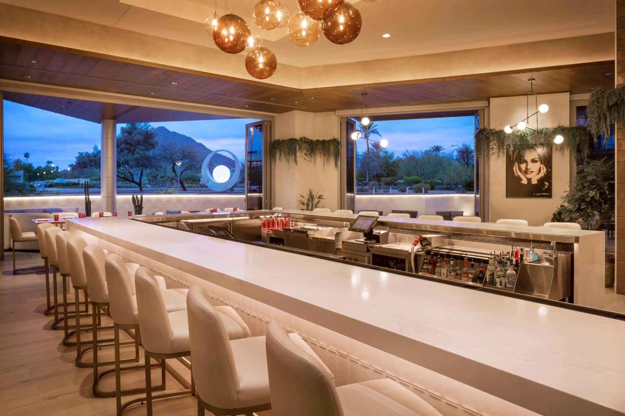 Caesars Republic Scottsdale, A Hilton Hotel Exterior photo