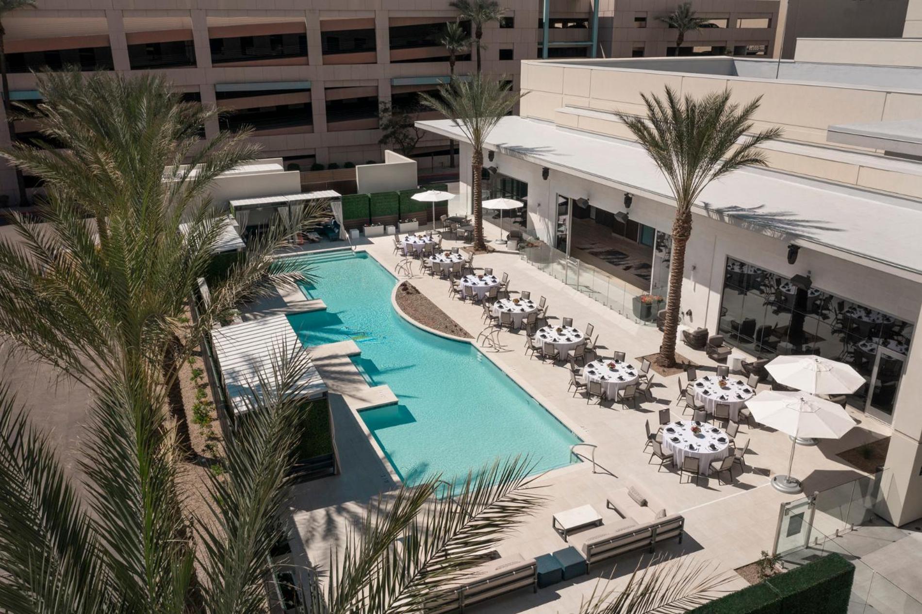 Caesars Republic Scottsdale, A Hilton Hotel Exterior photo