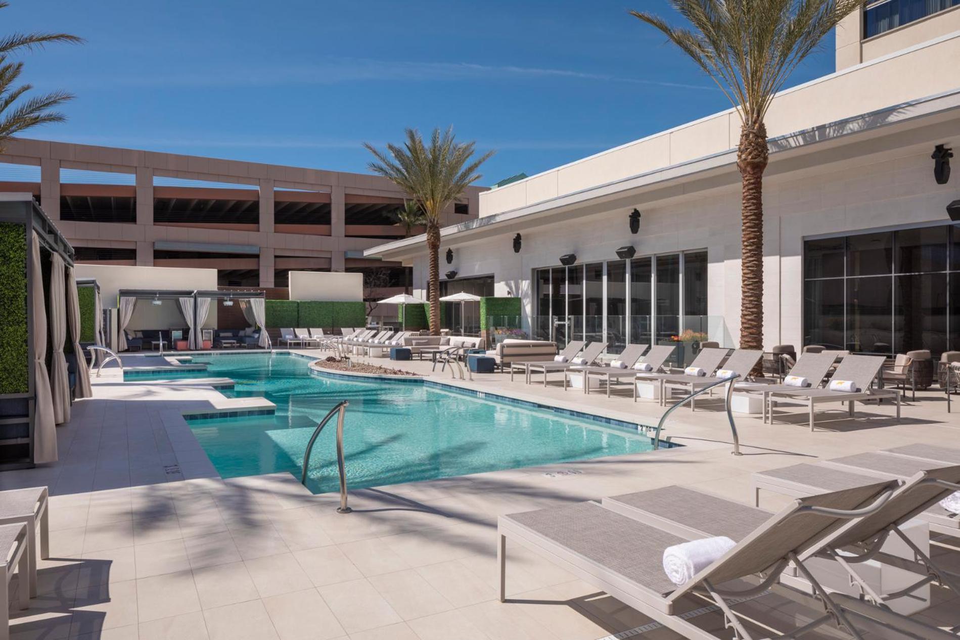 Caesars Republic Scottsdale, A Hilton Hotel Exterior photo